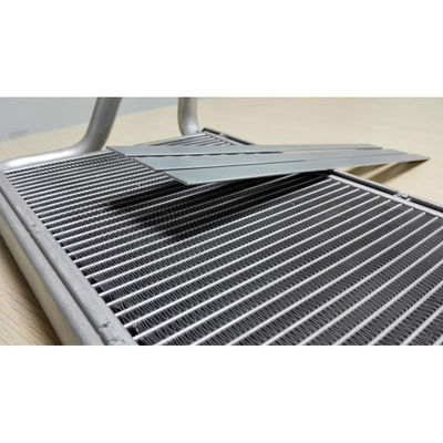 Tubo de aleta soldado líquido refrigerante do único controle do permutador de calor 1MM da bobina do microcanal
